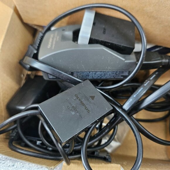 Digital Camera 35mm Video Charger Battery Cords SD Cards Lot 8+ PARTS Repair - Picture 9 of 11